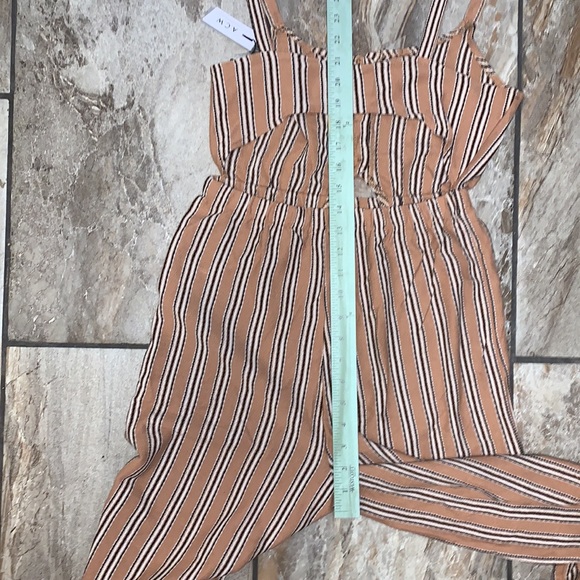 NWT Striped Jumpsuit - Picture 10 of 15